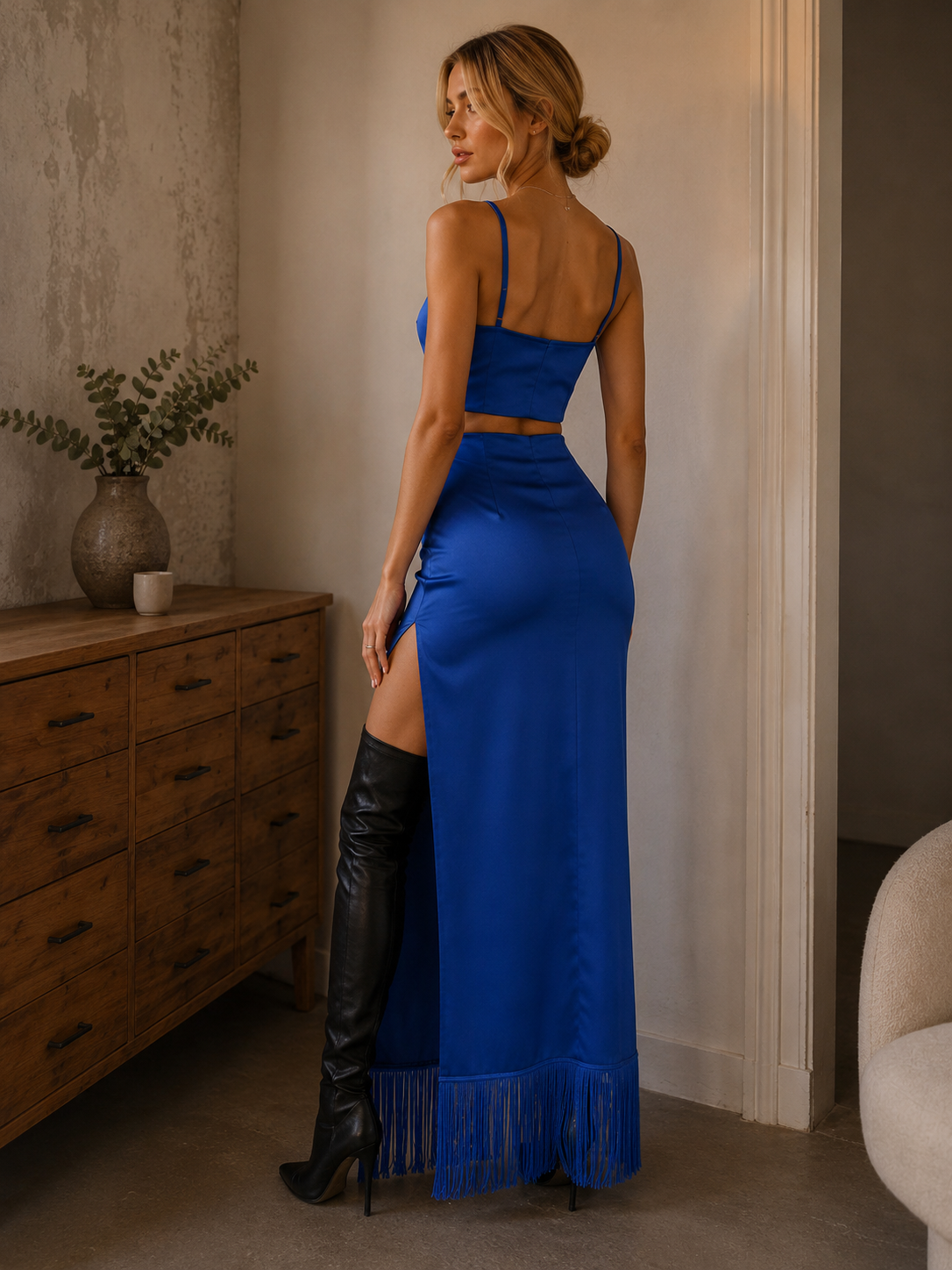 SELENE | Vestido satinado con flecos